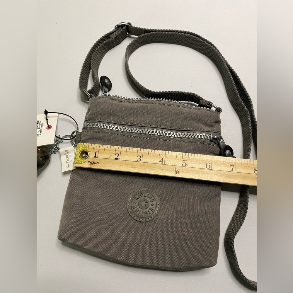 Kipling Alvar NWT small crossbody celo gray concert event essentials travel - Picture 4 of 9